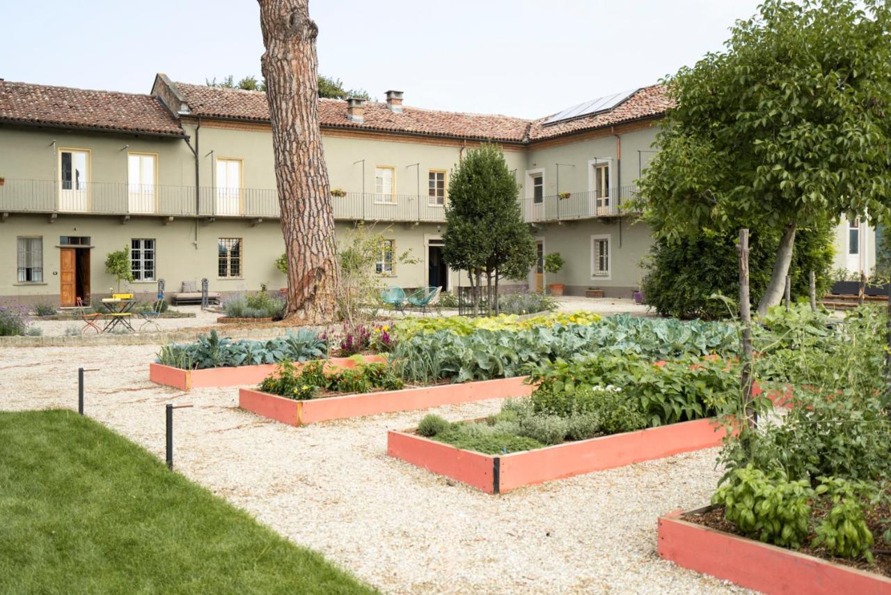 Vigne Di Fagnano 1709 Eco Relais Guest House Santo Stefano Belbo Bagian luar foto