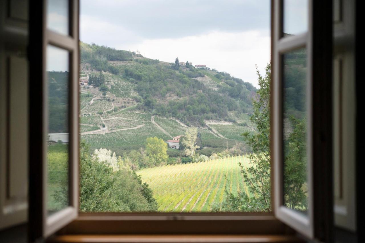 Vigne Di Fagnano 1709 Eco Relais Guest House Santo Stefano Belbo Bagian luar foto
